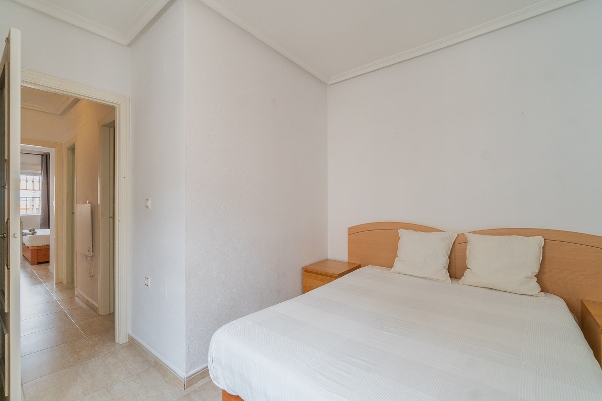 Kitchen in apartment for sale in Orihuela Costa