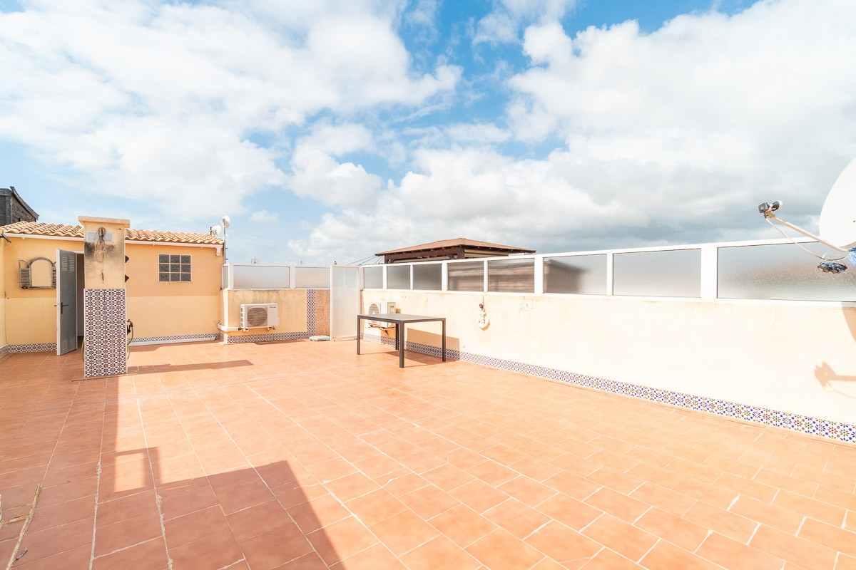 Garden in apartment for sale in Orihuela Costa