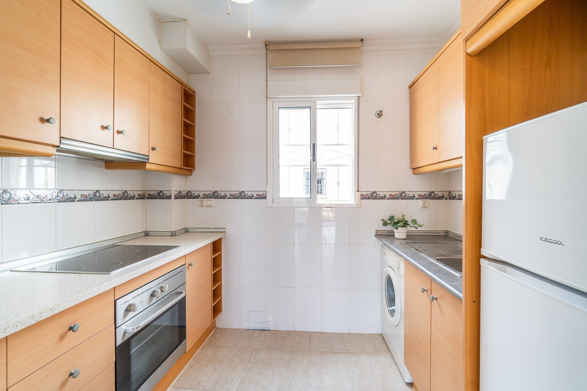 Garden in apartment for sale in Orihuela Costa