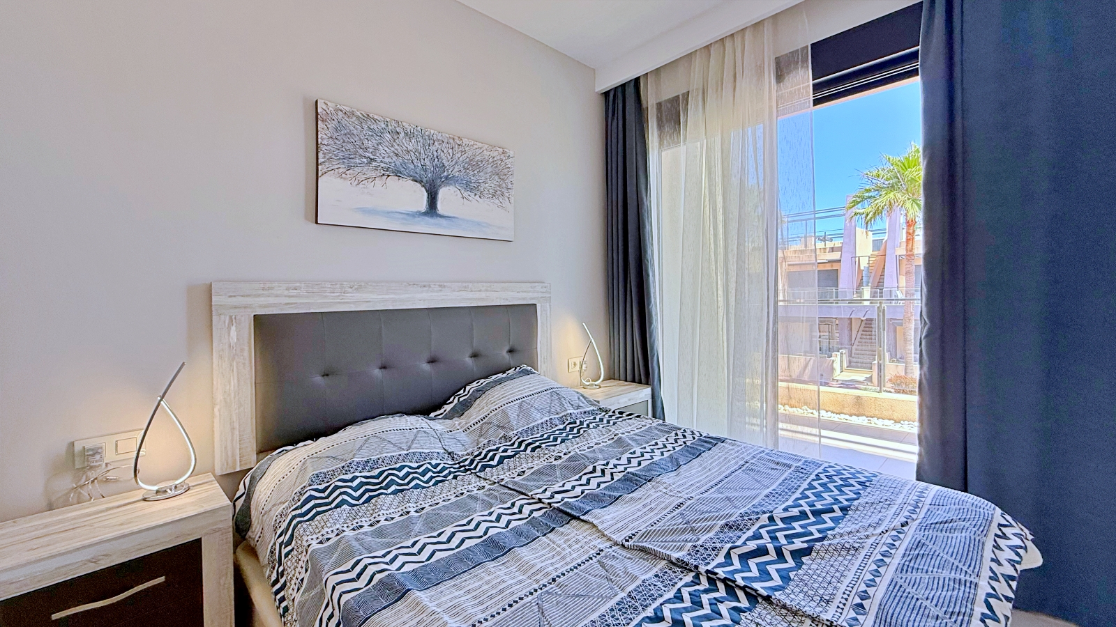 Garden in penthouse for sale in Pilar de La Horadada