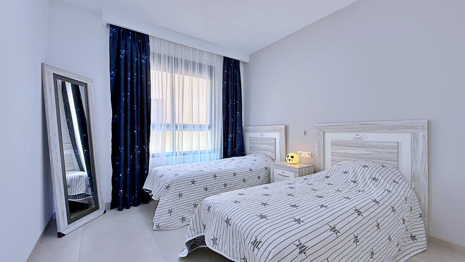 Bedroom in penthouse for sale in Pilar de La Horadada