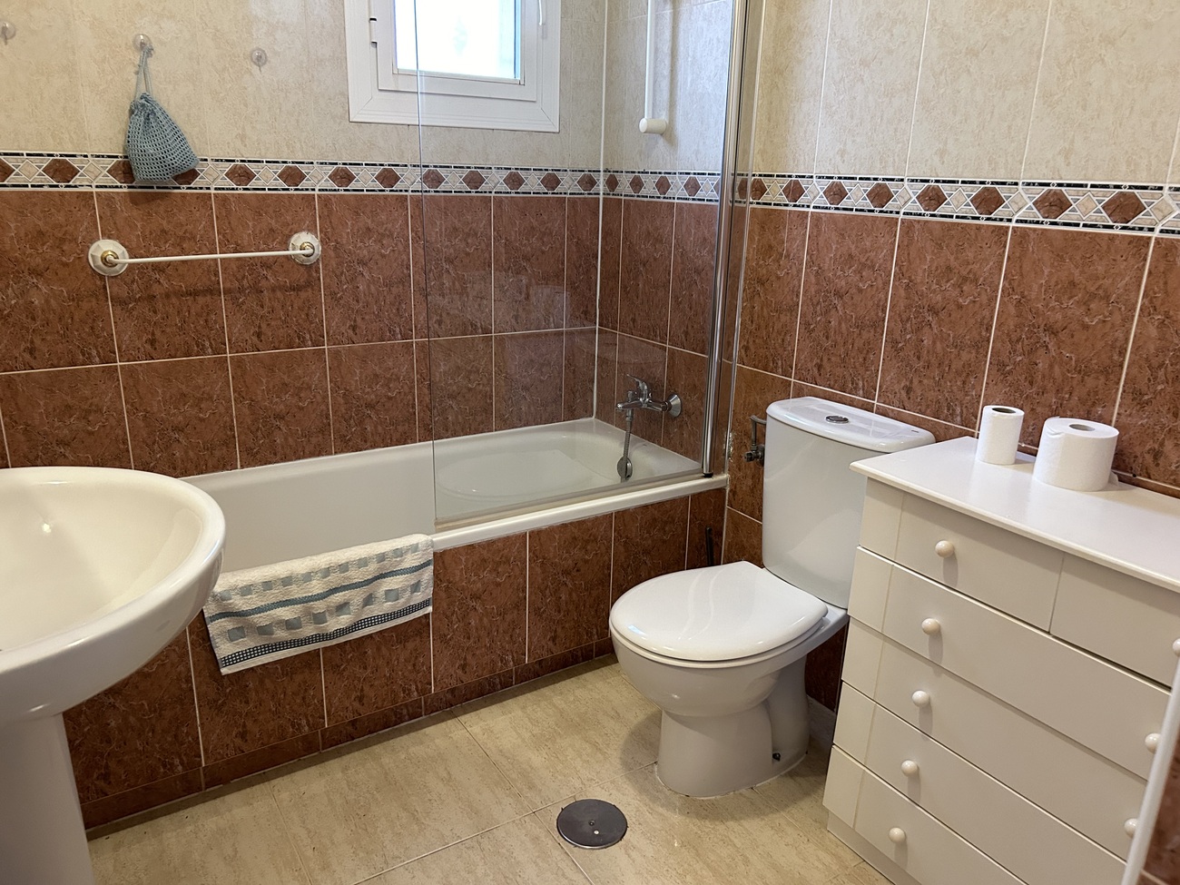 Bedroom in villa for sale in Camposol