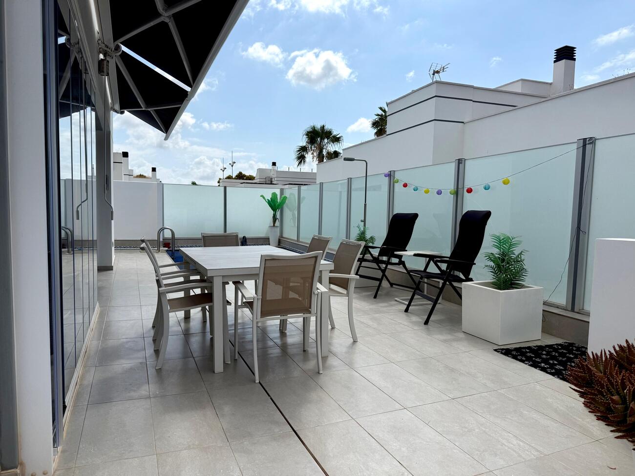 Garden in villa for sale in Dolores