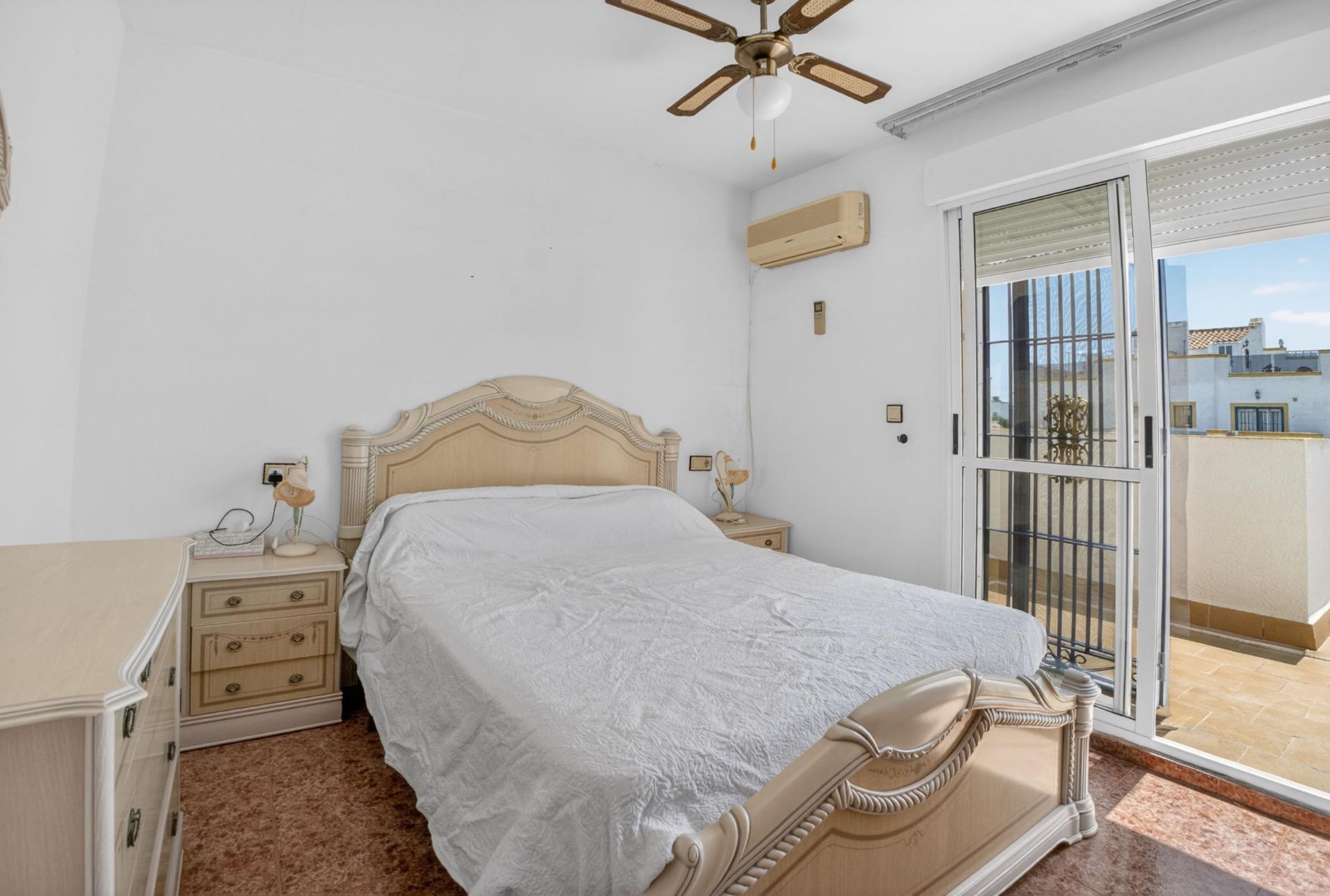 Garden in duplex for sale in Torrevieja