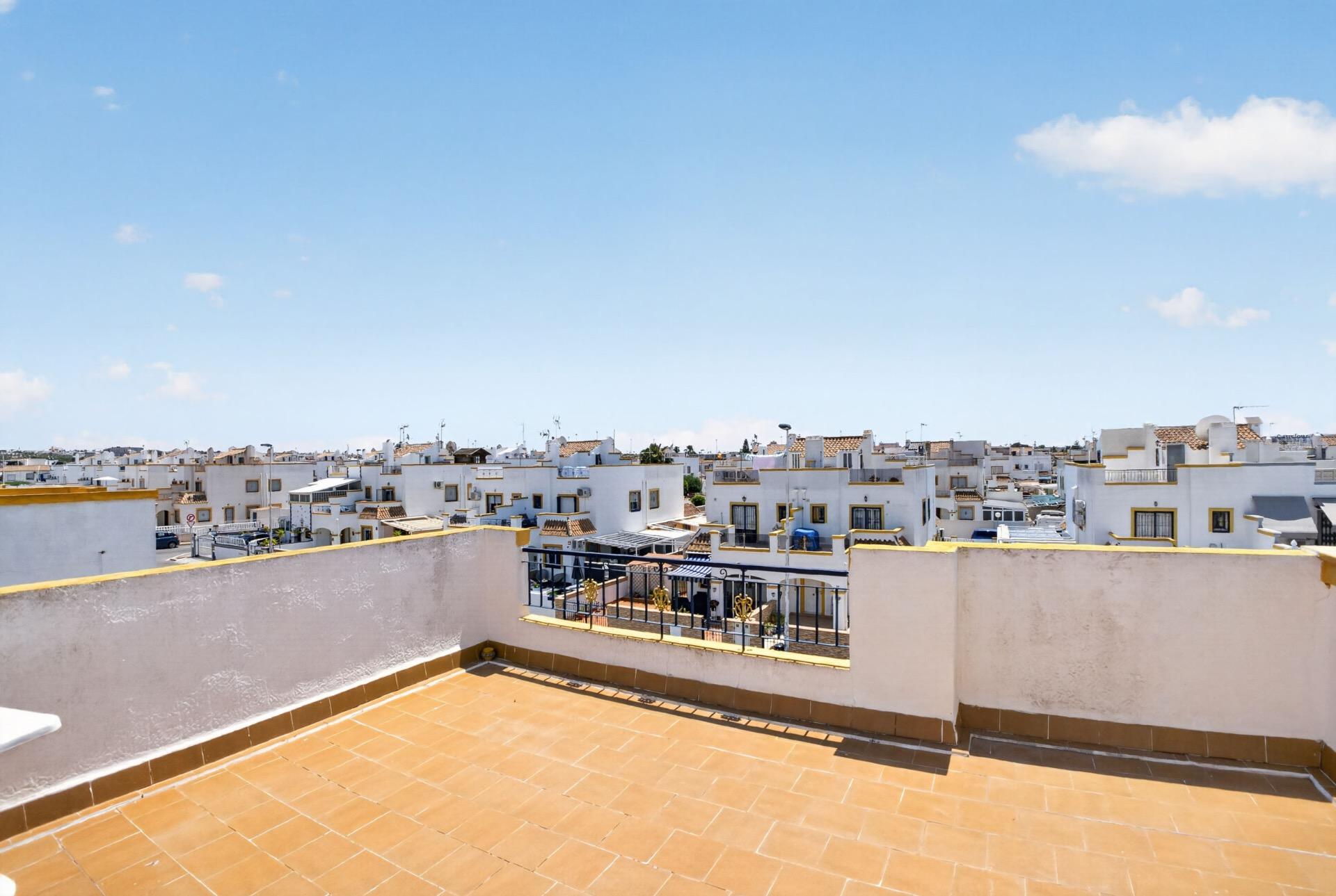 Master bedroom in duplex for sale in Torrevieja