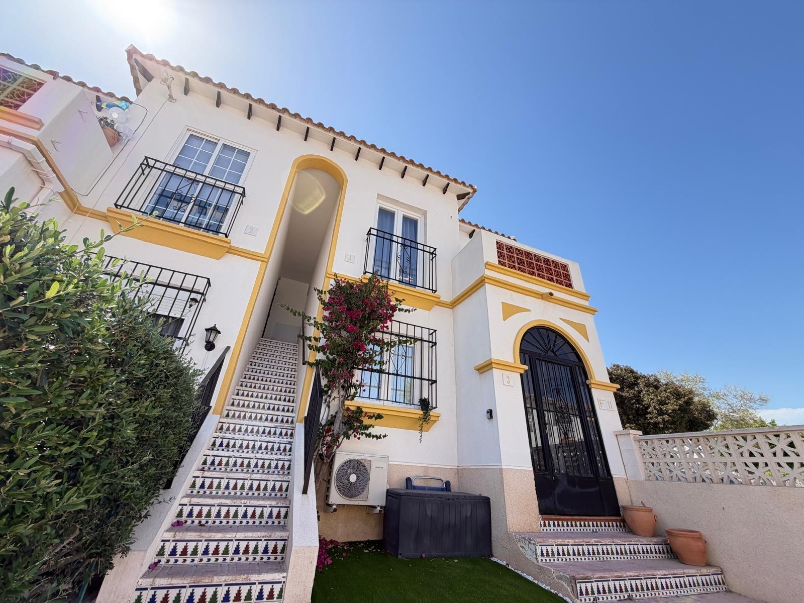 Kitchen in apartment for sale in San Miguel de Salinas