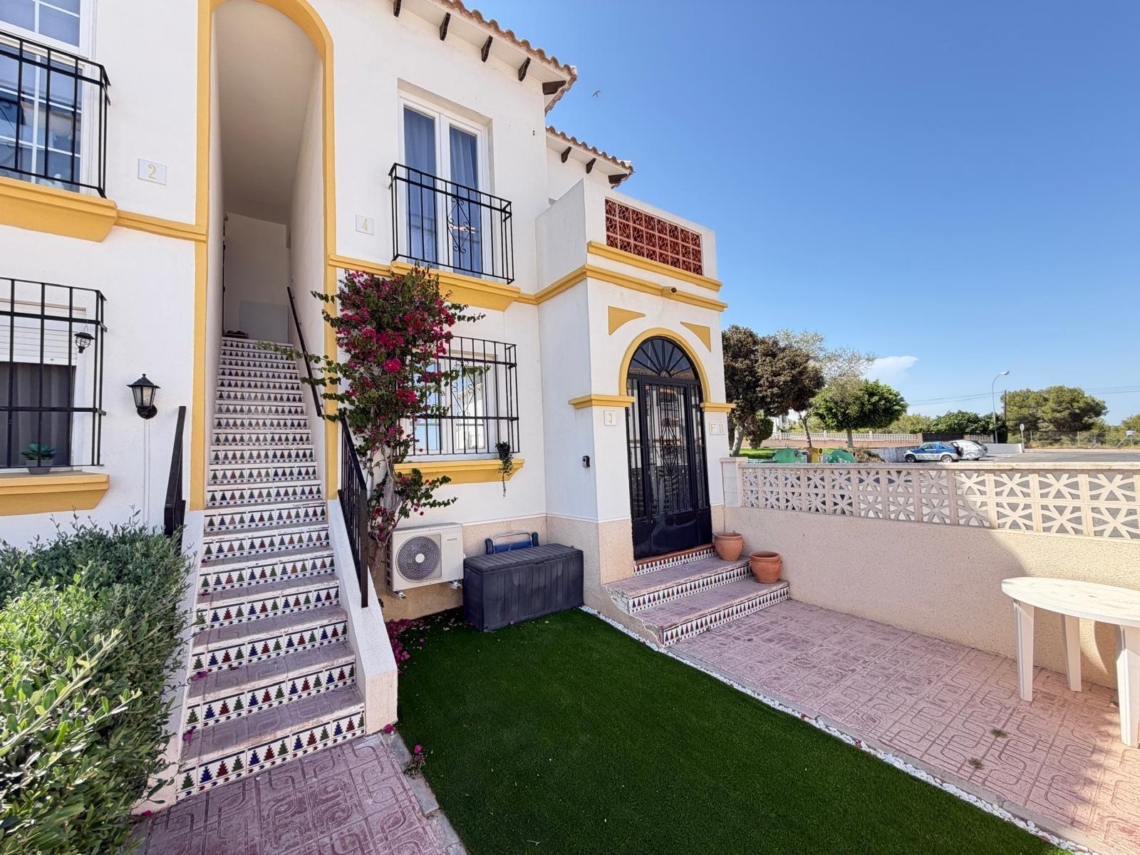Master bedroom in apartment for sale in San Miguel de Salinas
