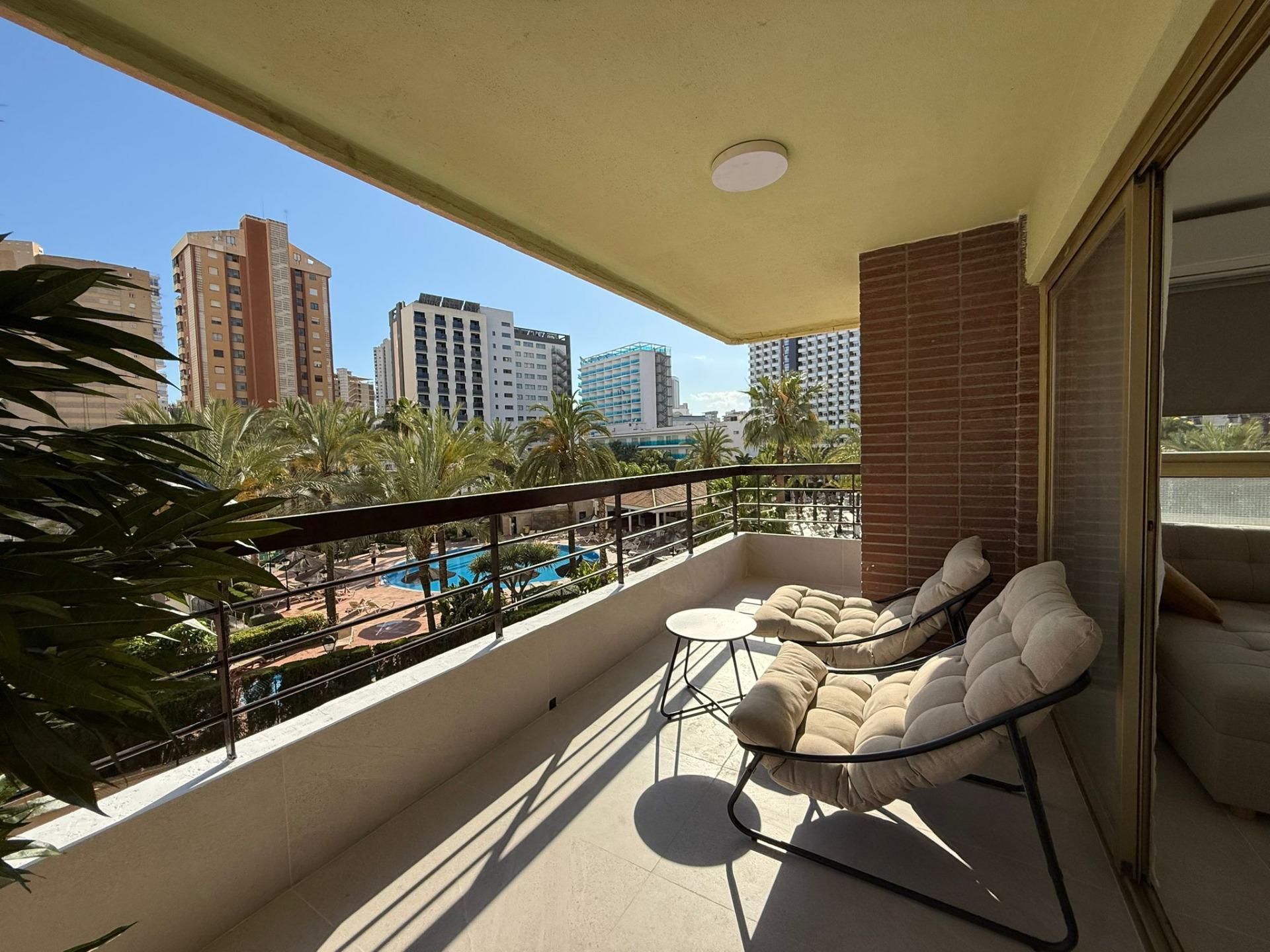 Luksusapartament i Rincón de Loix – 50 m² med privat terrasse og strand i 300 m