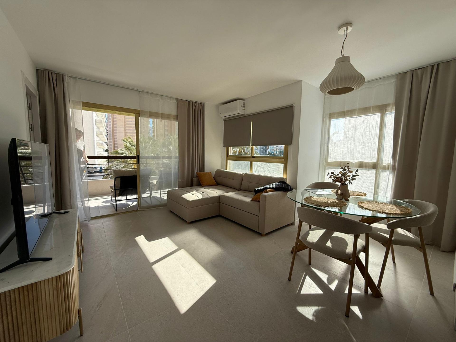 Luksusapartament i Rincón de Loix – 50 m² med privat terrasse og strand i 300 m