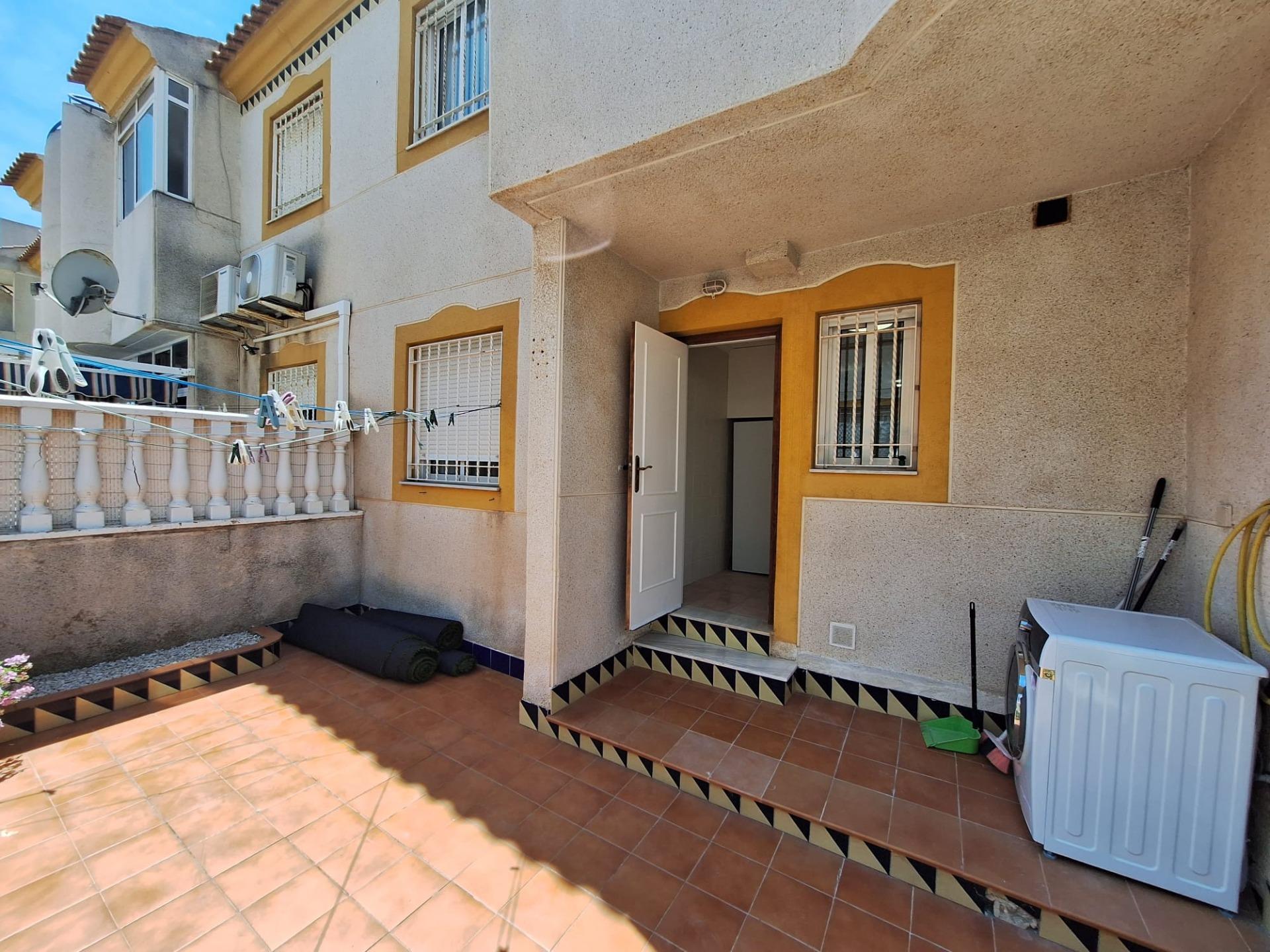 Bathroom in bungalow for sale in Torrevieja