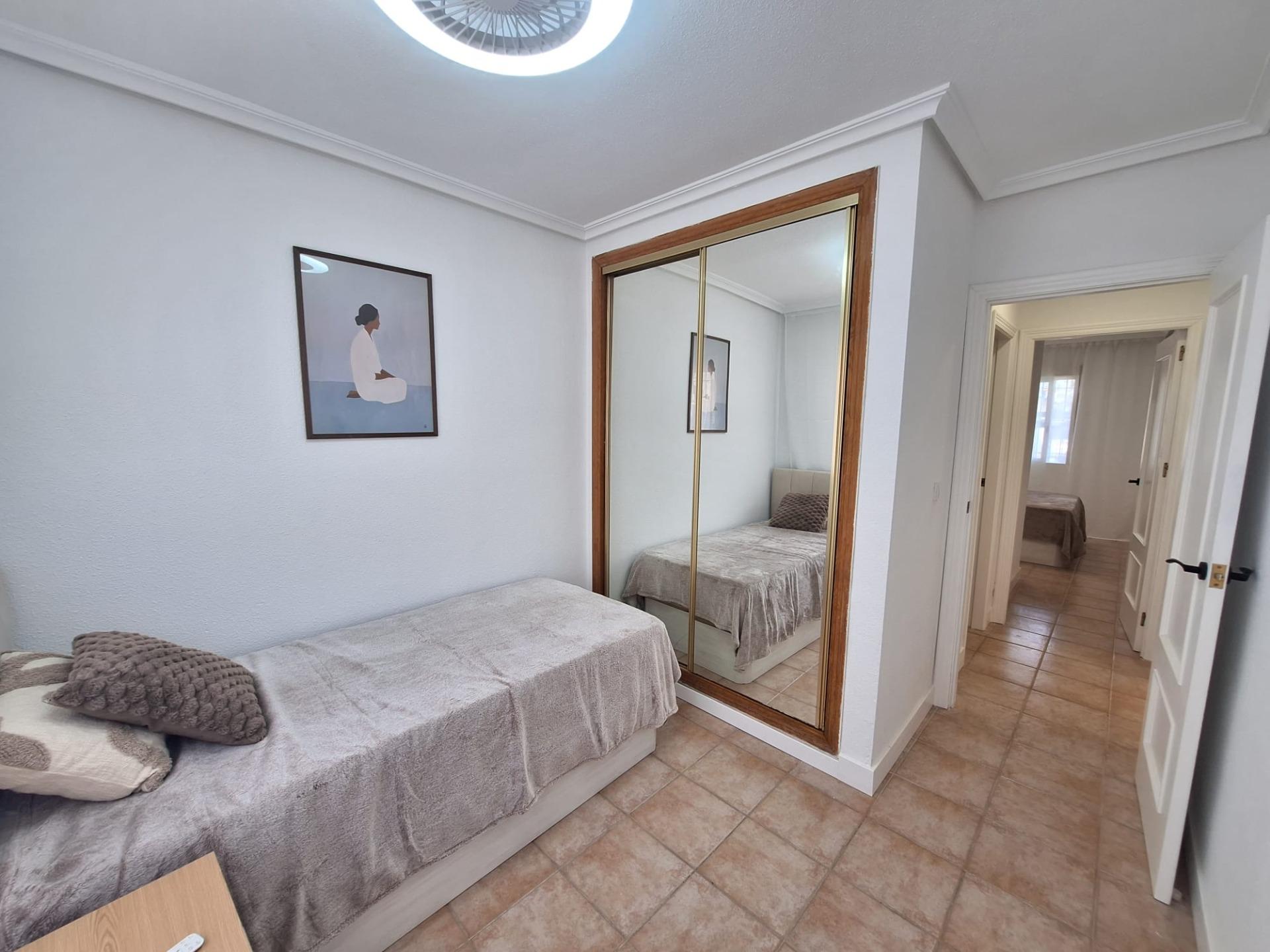Garden in bungalow for sale in Torrevieja