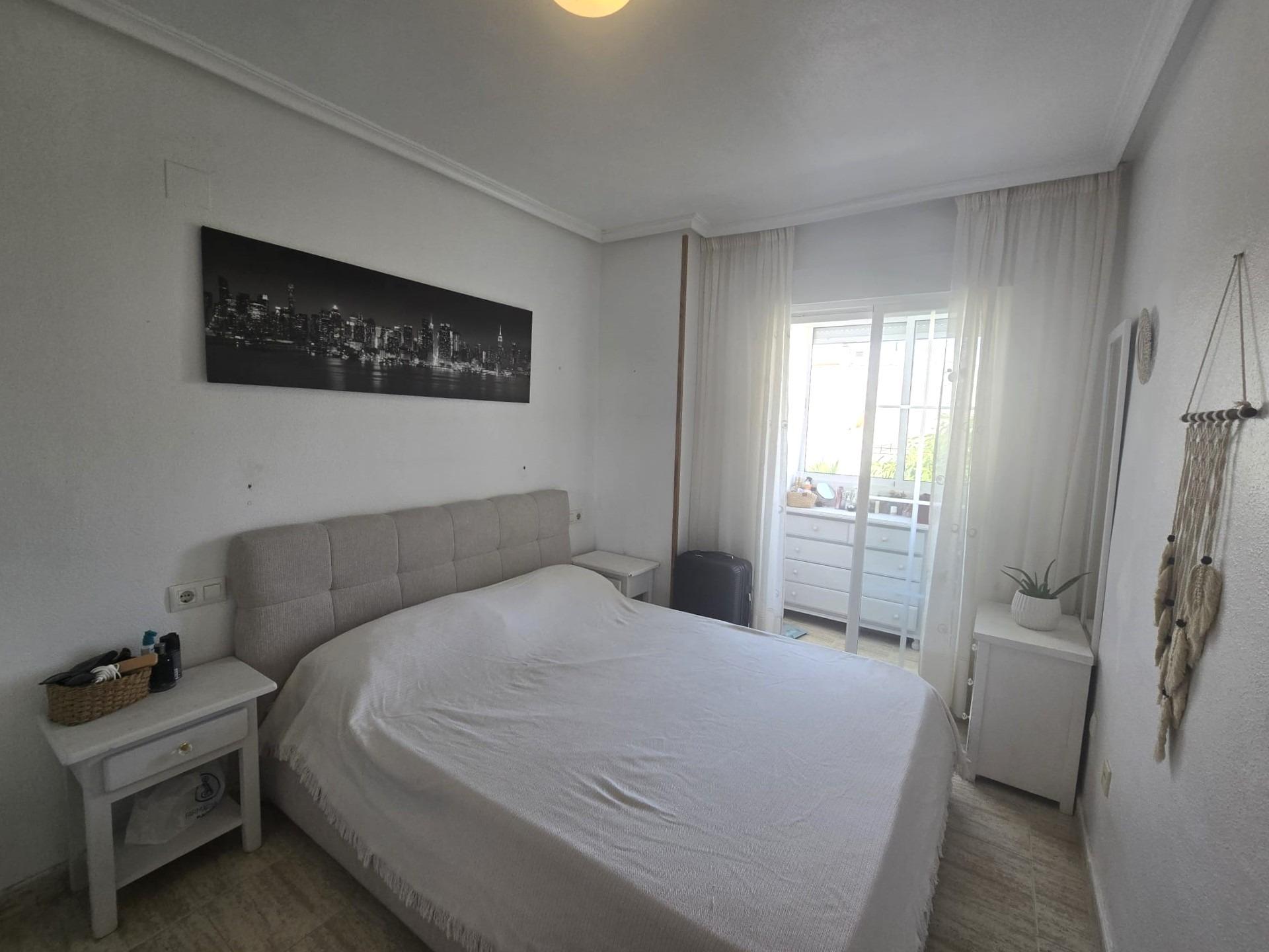 Living room in apartment for sale in Torrevieja