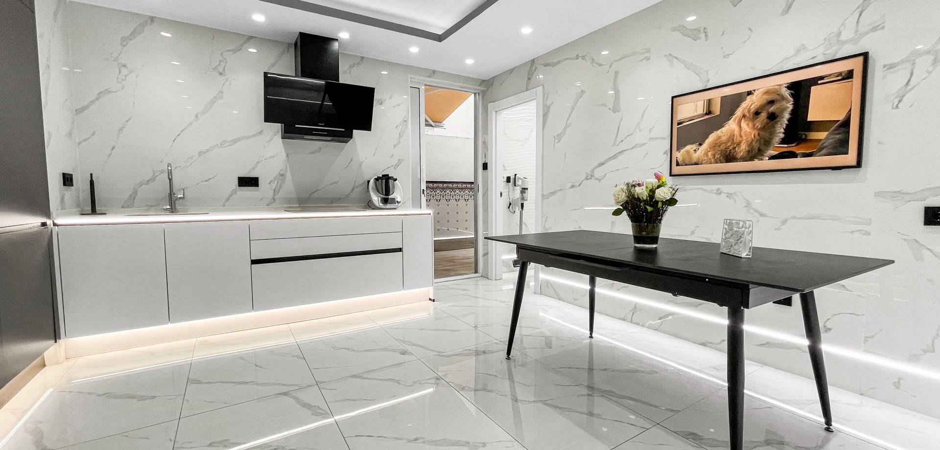 Kitchen in apartment for sale in Torrevieja