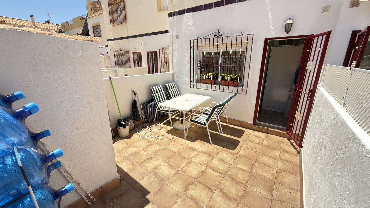 Garden in terraced for sale in La Zenia