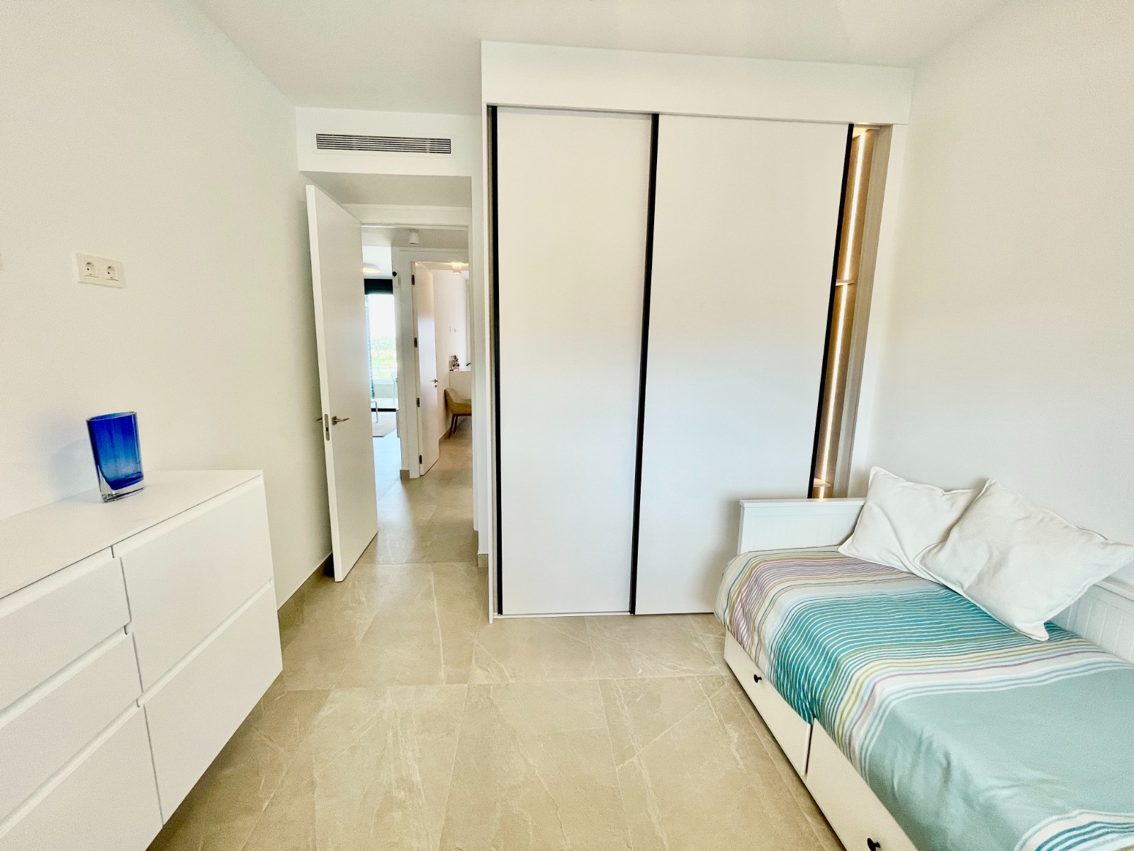 Living room in apartment for sale in Benijofar