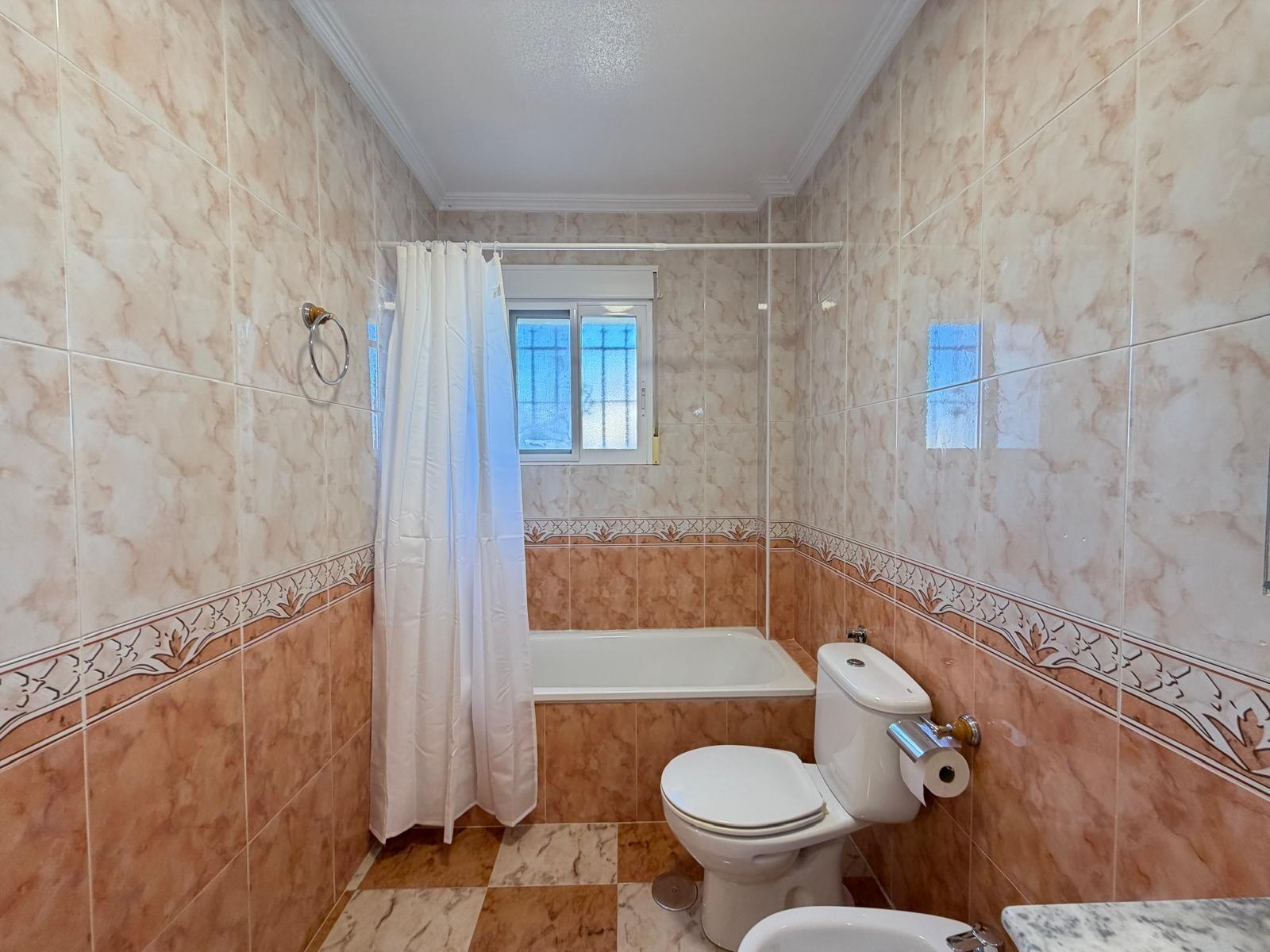 Bathroom in terraced for sale in Orihuela Costa