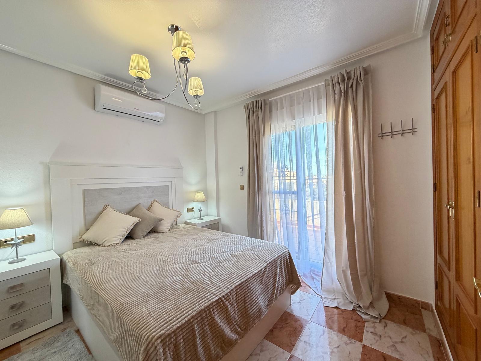Dining area in terraced for sale in Orihuela Costa