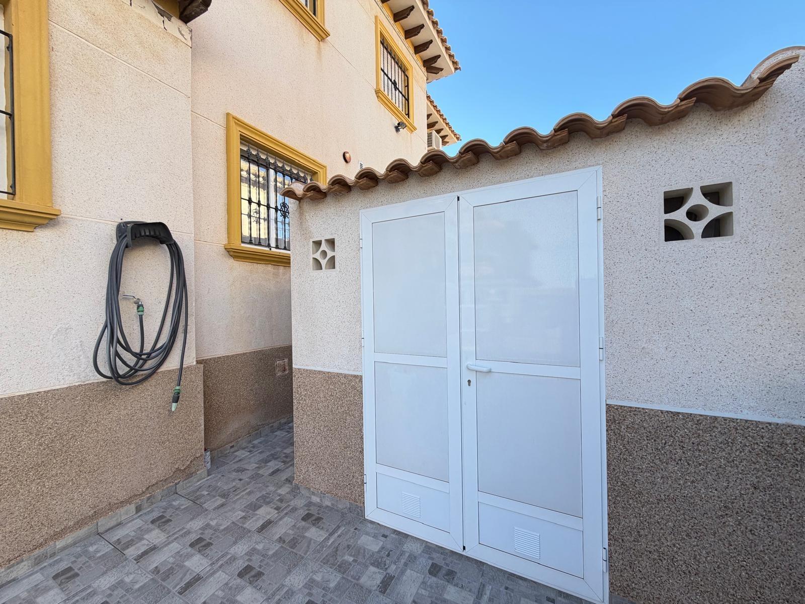 Bedroom in terraced for sale in Orihuela Costa