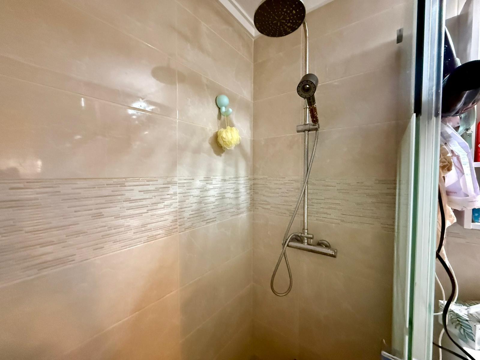 Master bedroom in apartment for sale in Torrevieja