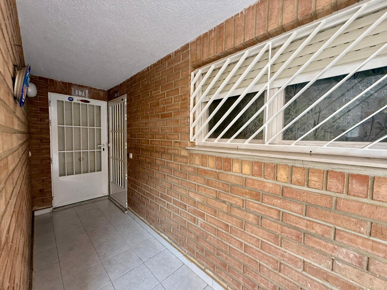 Terrace in apartment for sale in Torrevieja