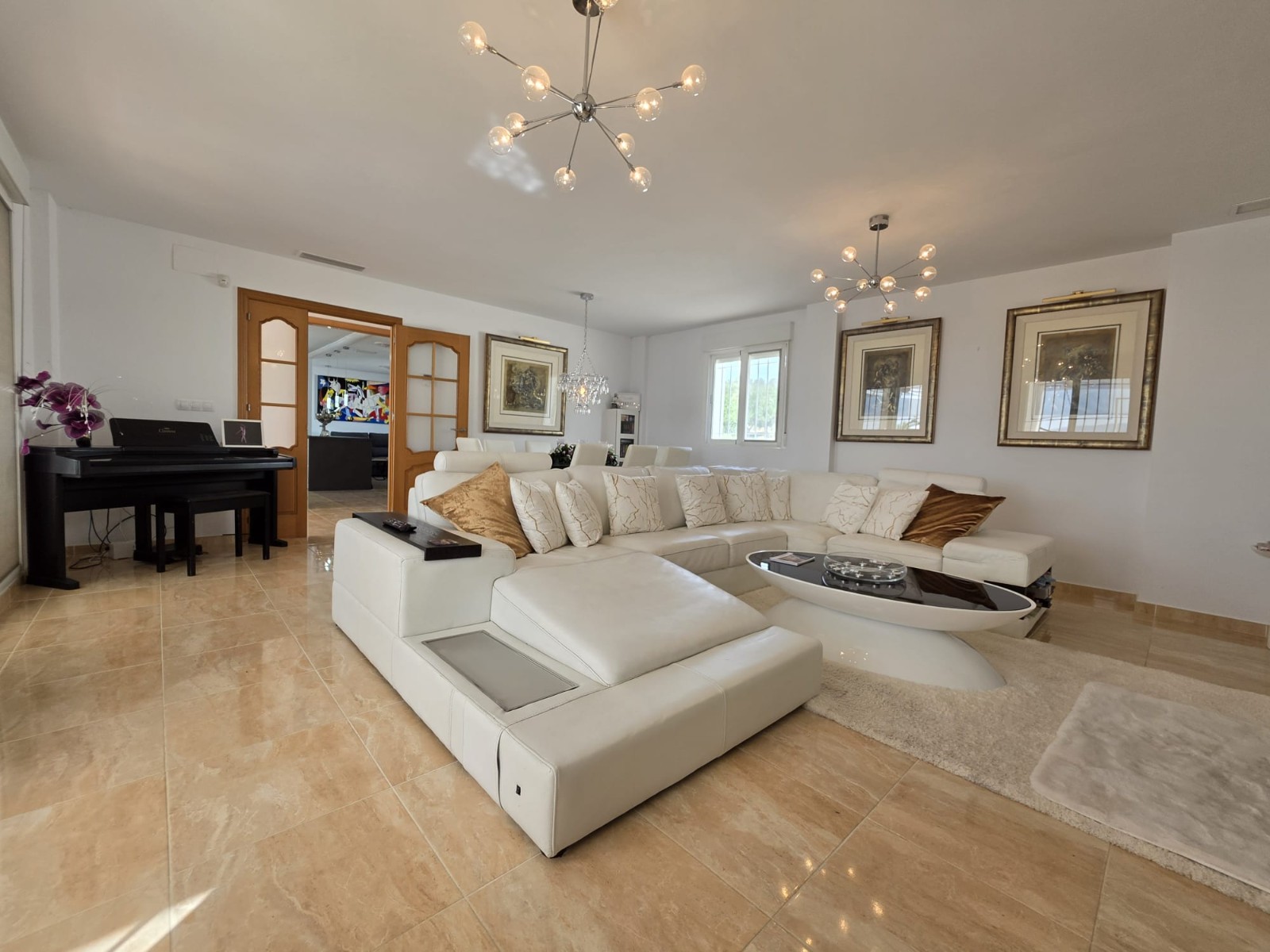 Terrace in villa for sale in Pinoso