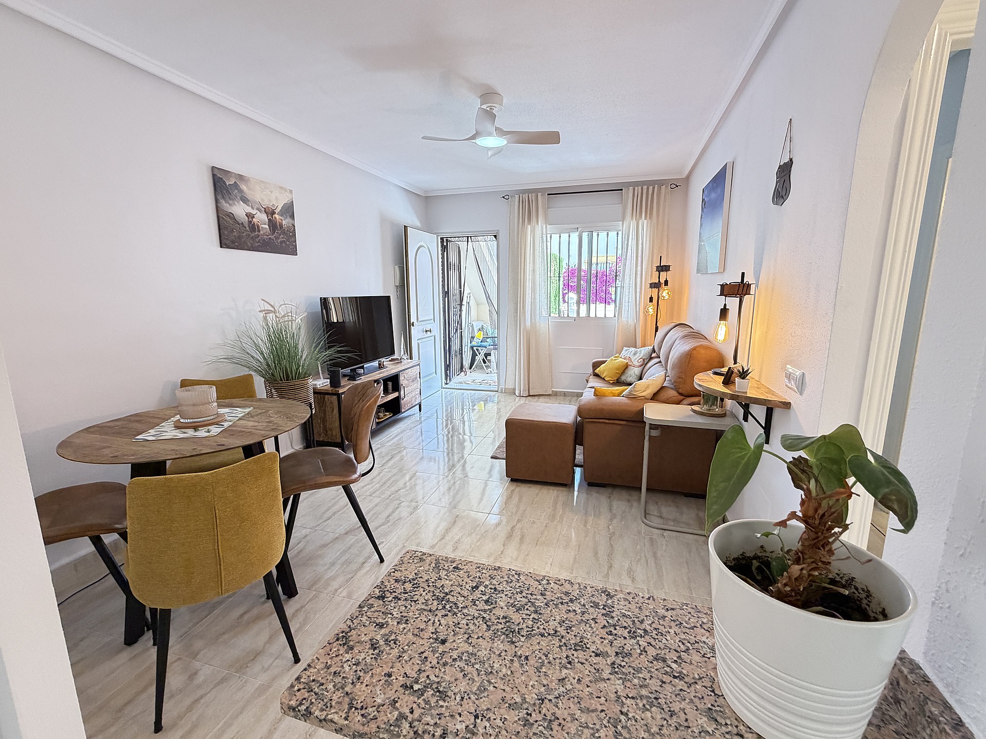 Bathroom in apartment for sale in Orihuela Costa