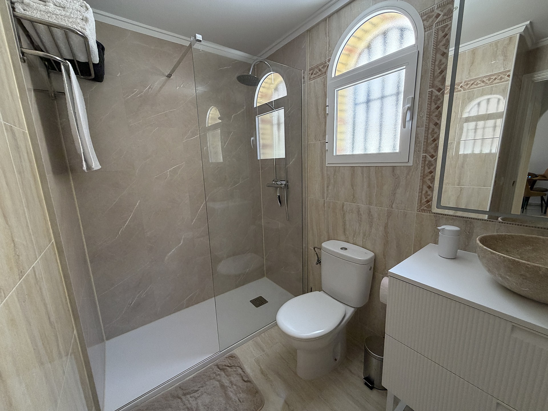 Bathroom in apartment for sale in Orihuela Costa