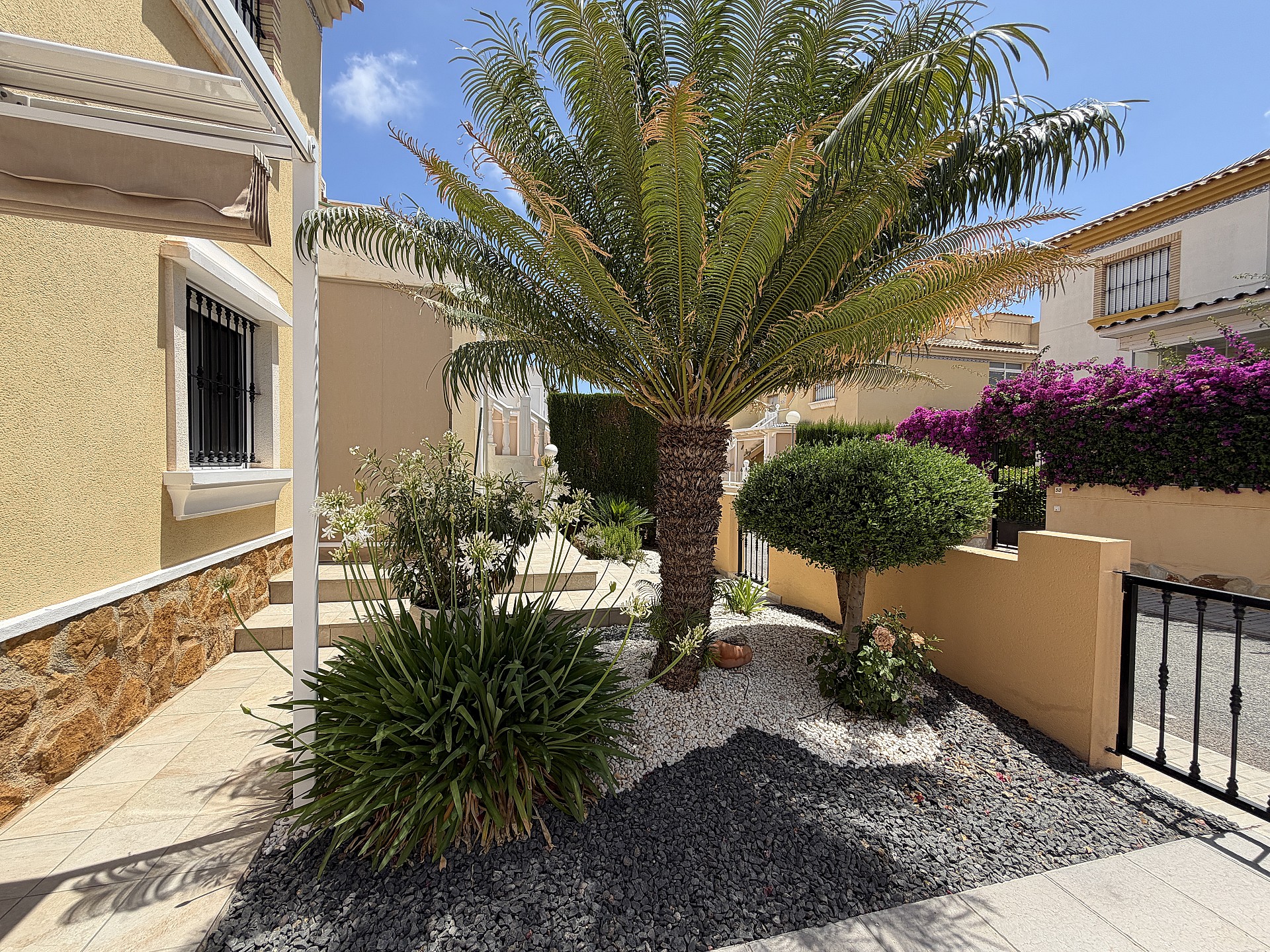 Terrace in apartment for sale in Orihuela Costa