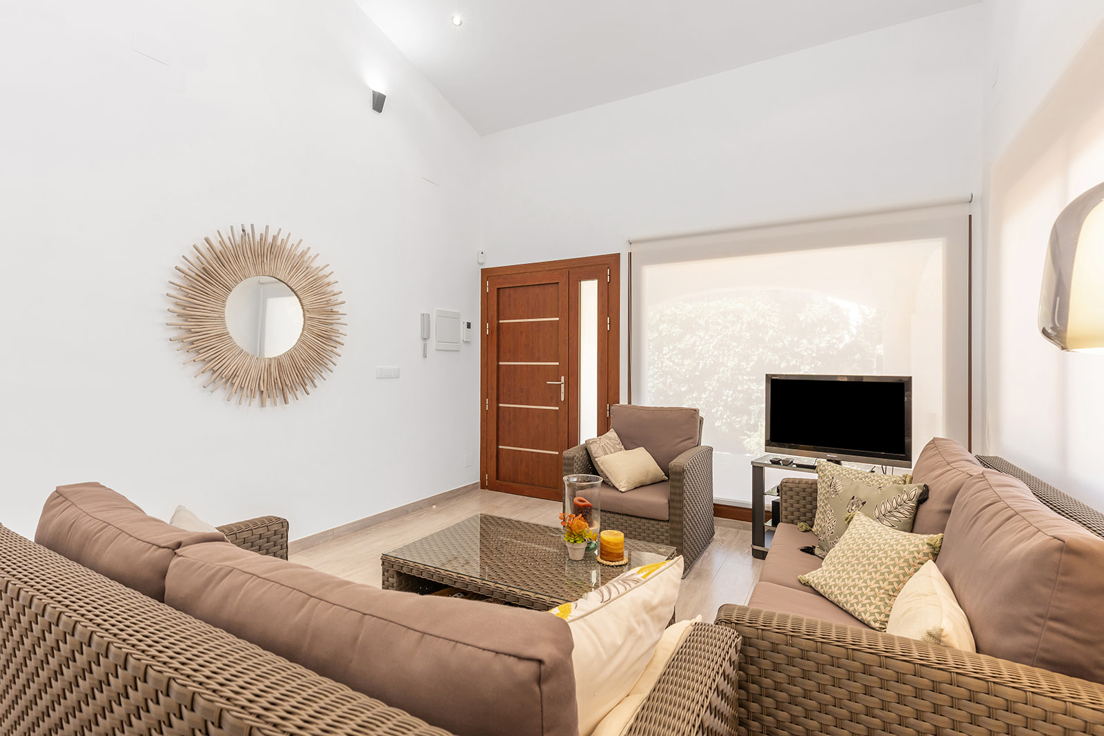 Bedroom in villa for sale in Orihuela Costa