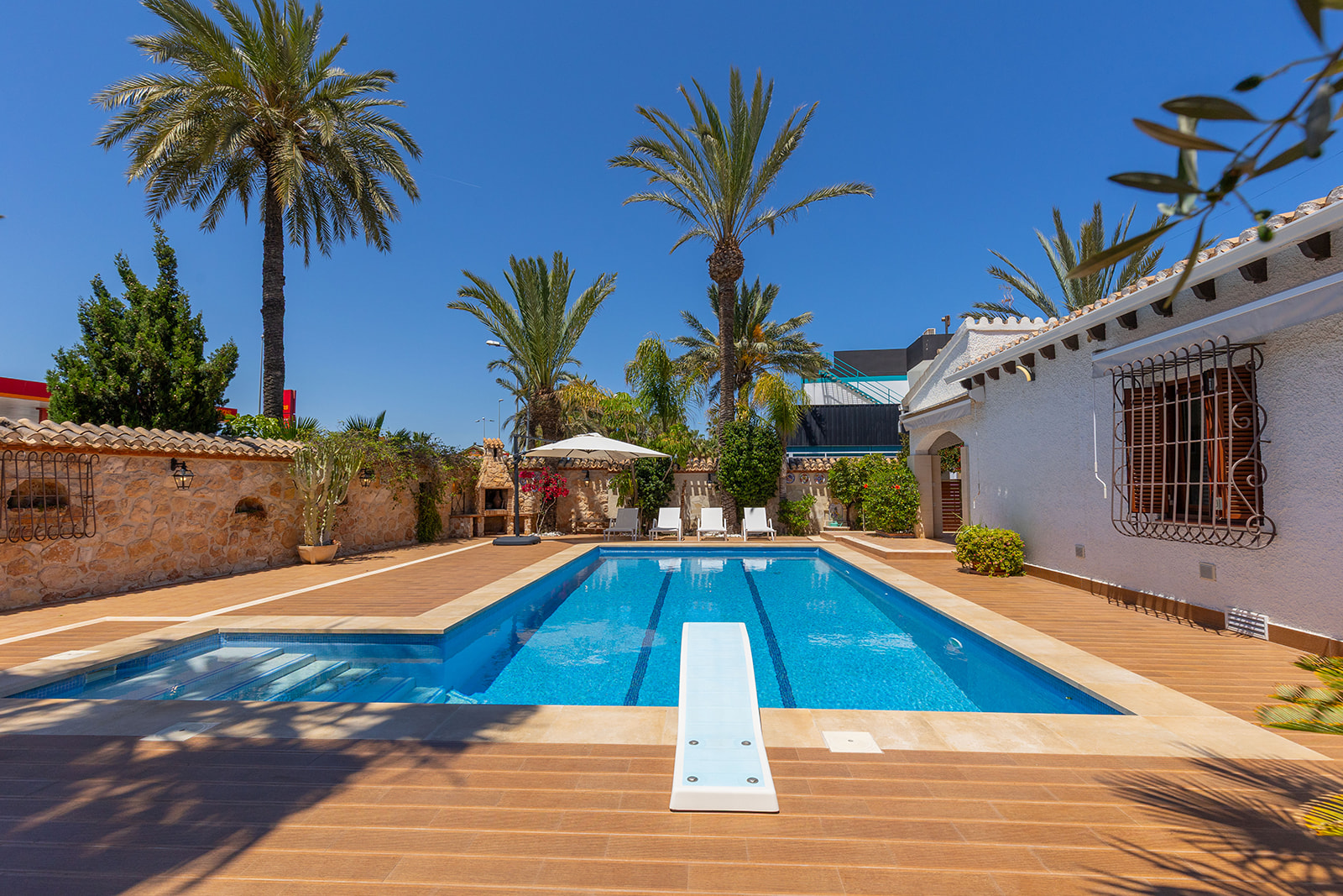 Raukiška vila su privatu baseinu Punta Prima – Jūsų poilsio oazė Costa Blanca