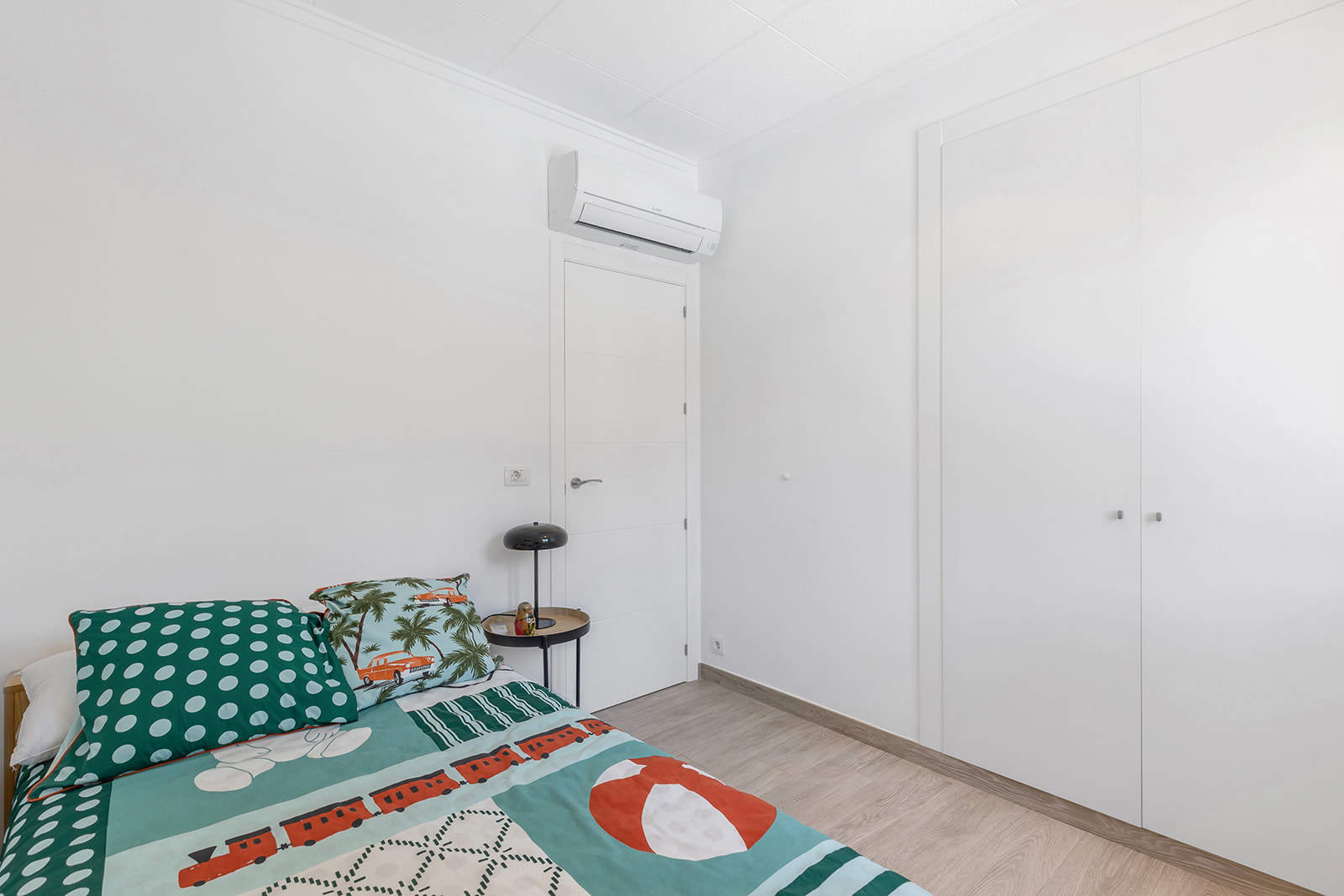 Bathroom in villa for sale in Orihuela Costa