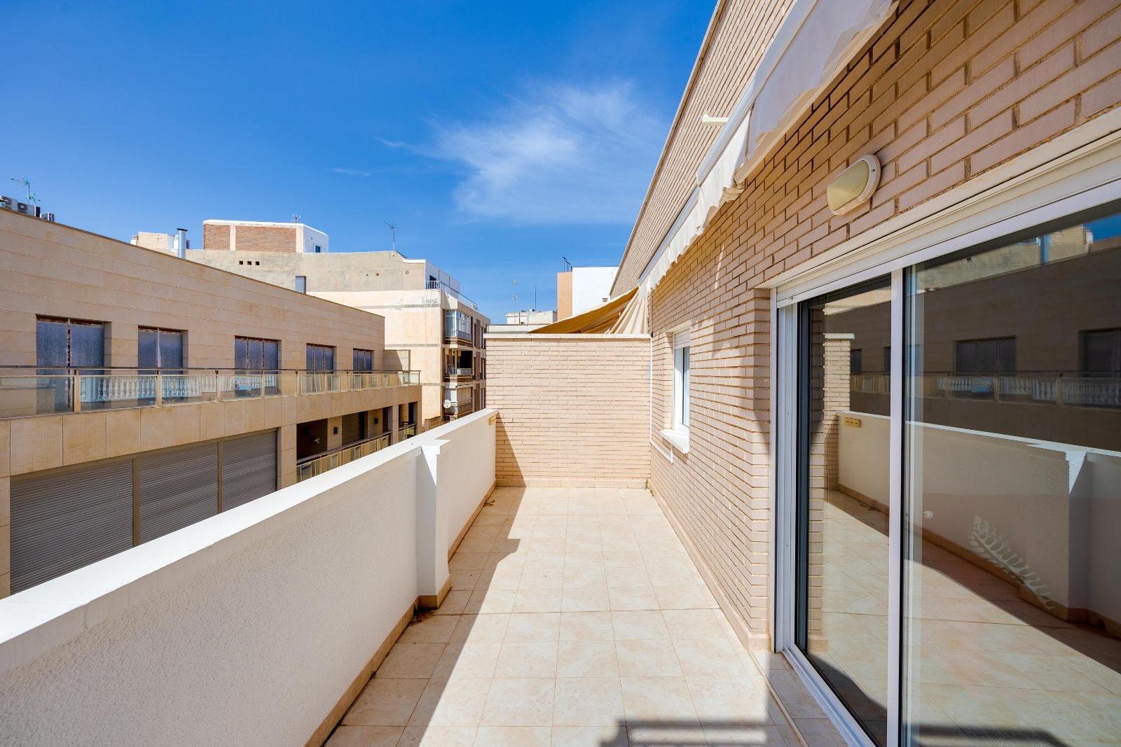 Dining area in penthouse for sale in Torrevieja
