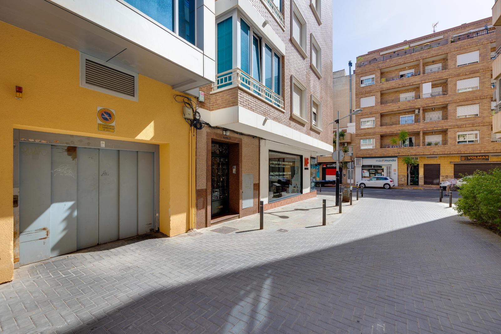 Terrace in penthouse for sale in Torrevieja