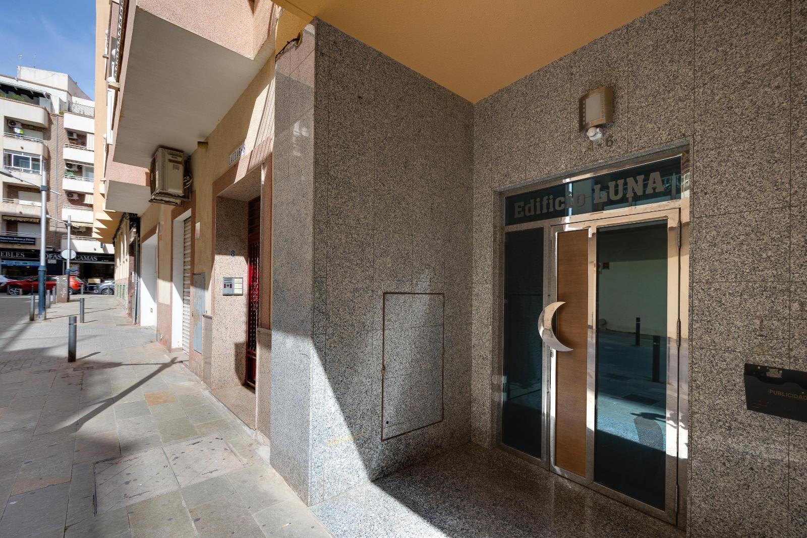Bedroom in penthouse for sale in Torrevieja
