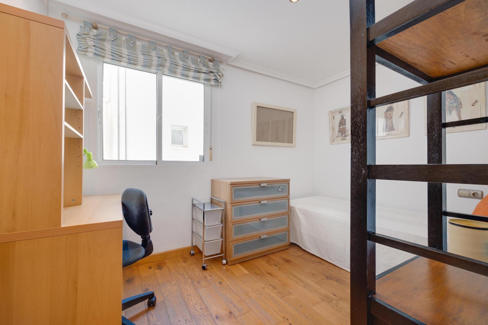Bedroom in penthouse for sale in Torrevieja