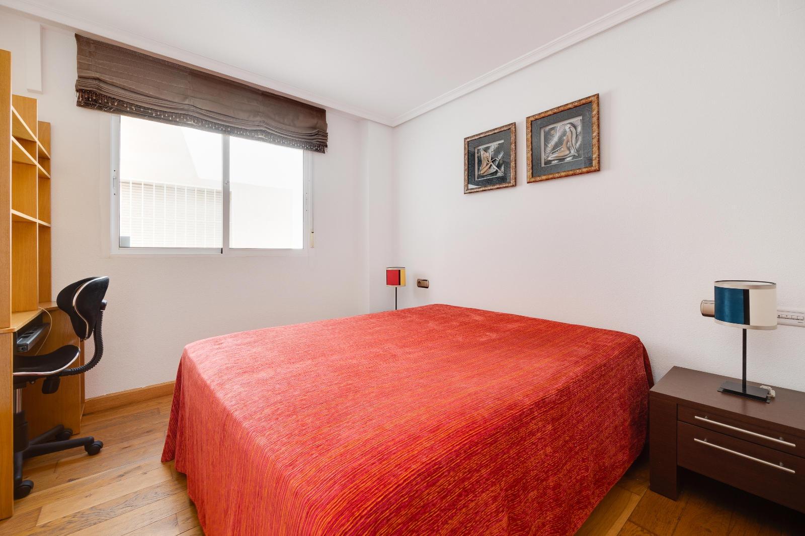 Master bedroom in penthouse for sale in Torrevieja