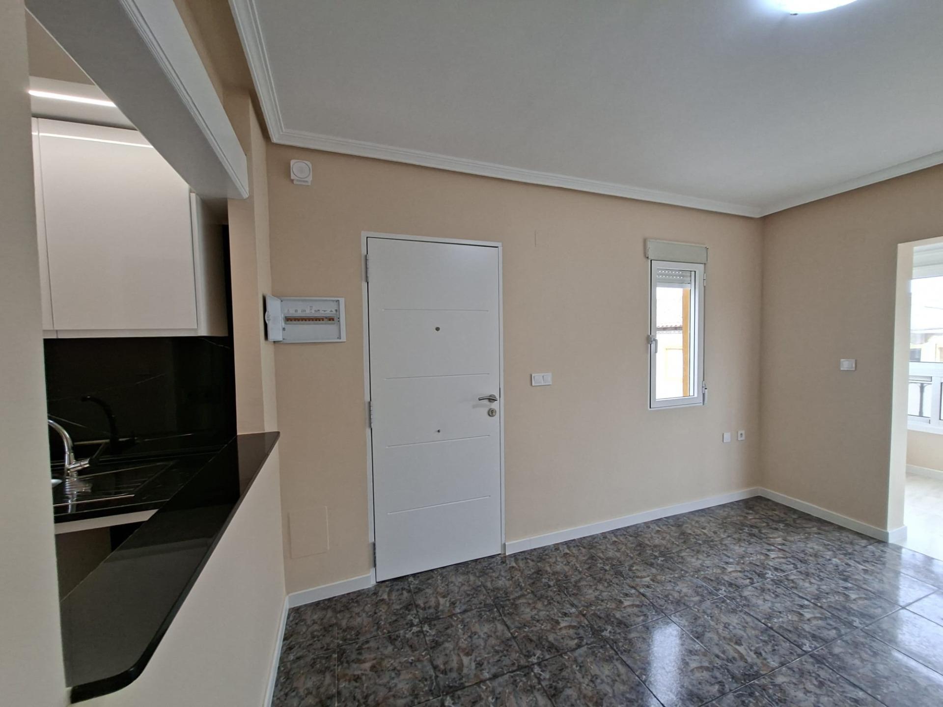 Bedroom in bungalow for sale in Orihuela Costa
