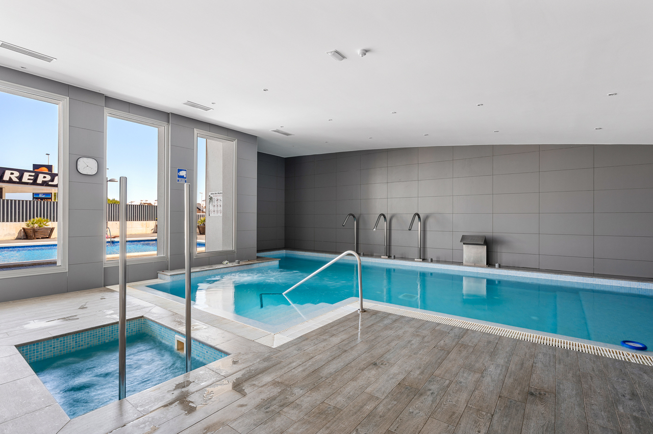Bathroom in apartment for sale in Los Dolses