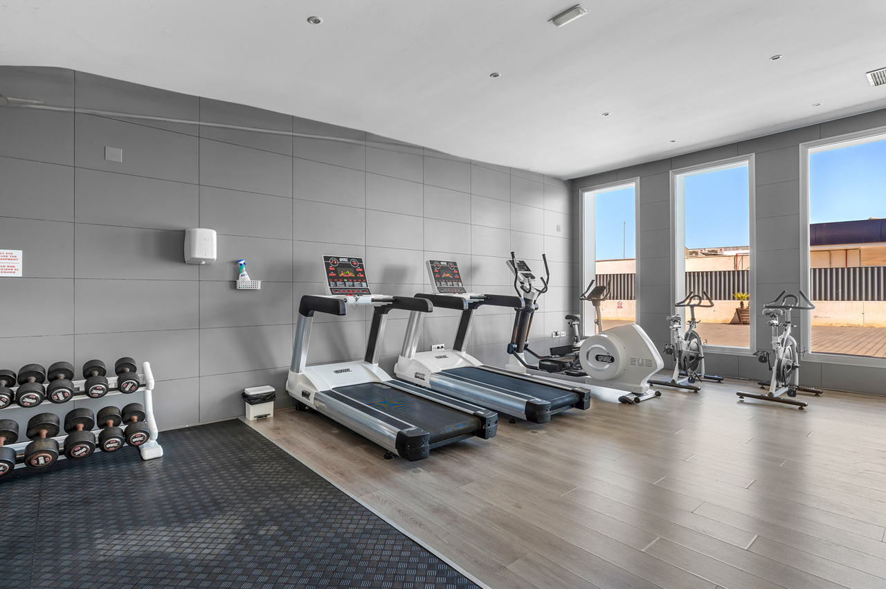 Master bedroom in apartment for sale in Los Dolses