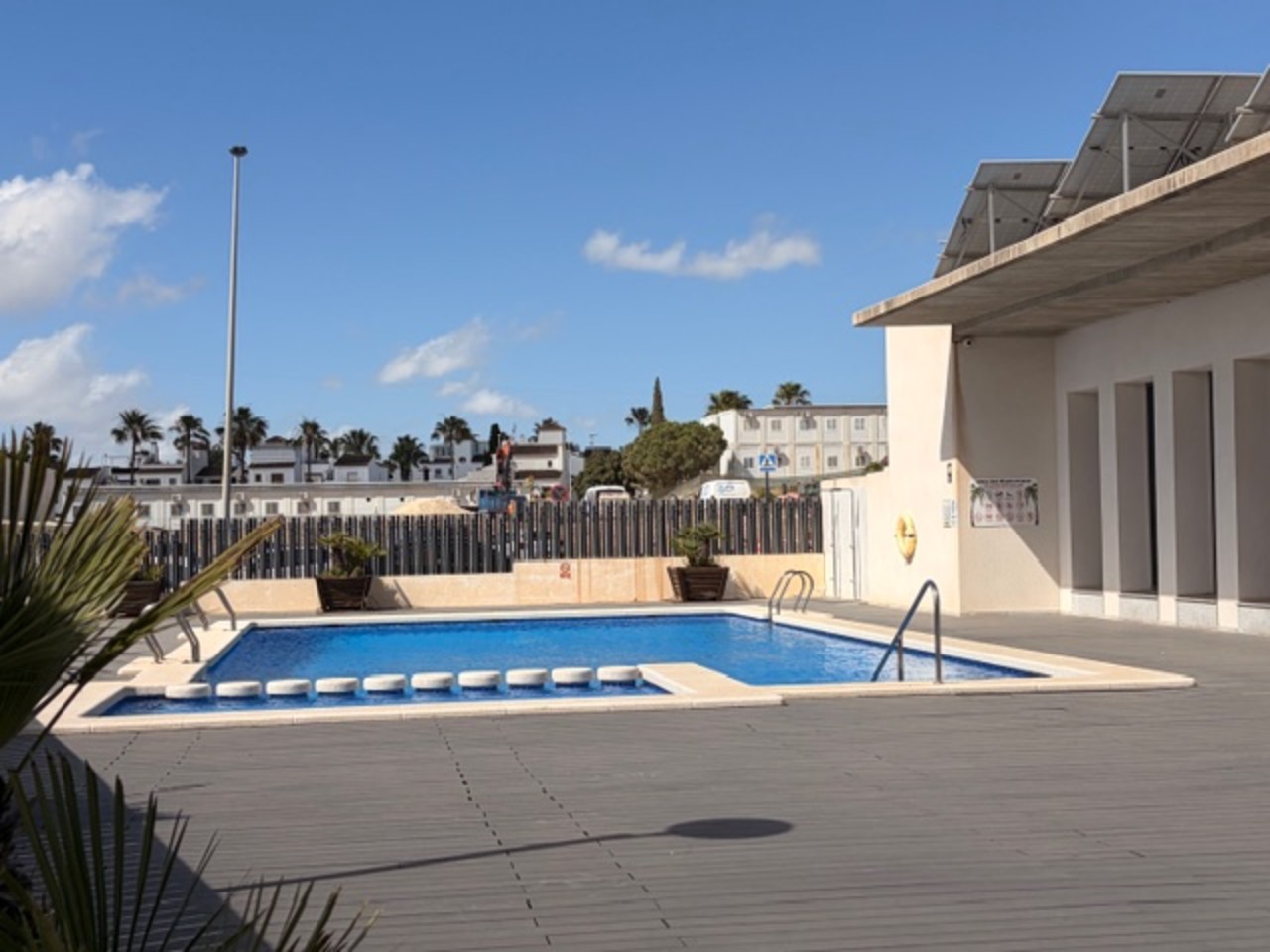 Master bedroom in apartment for sale in Los Dolses