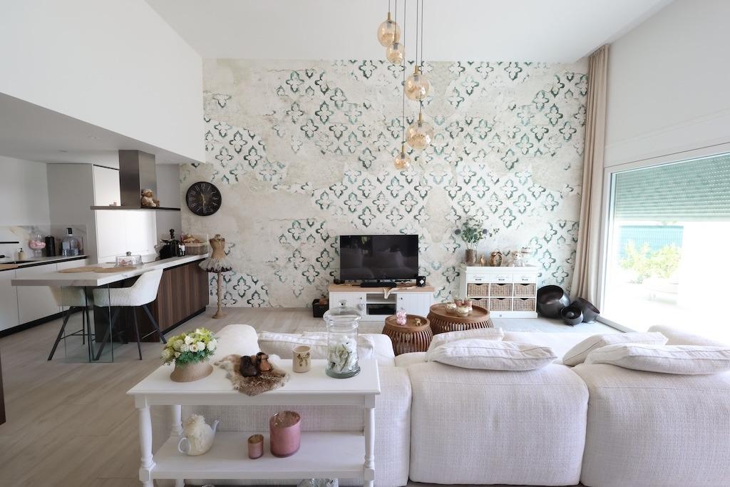 Pool area in villa for sale in Algorfa