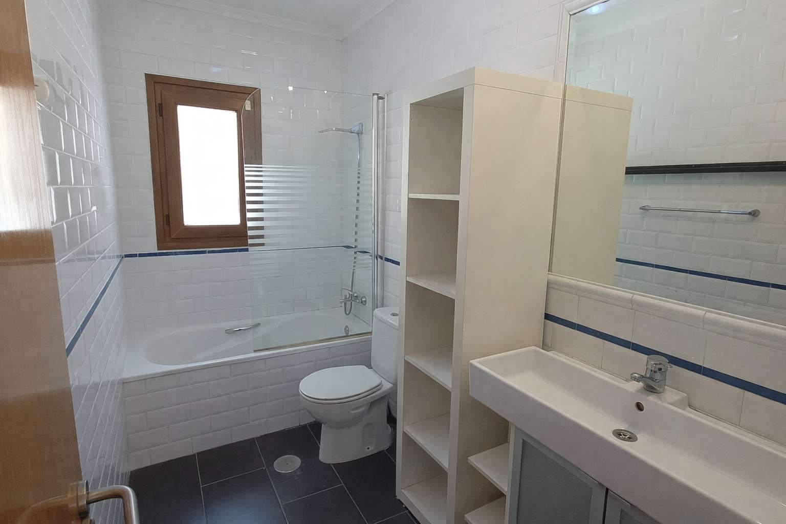 Kitchen in villa for sale in Algorfa