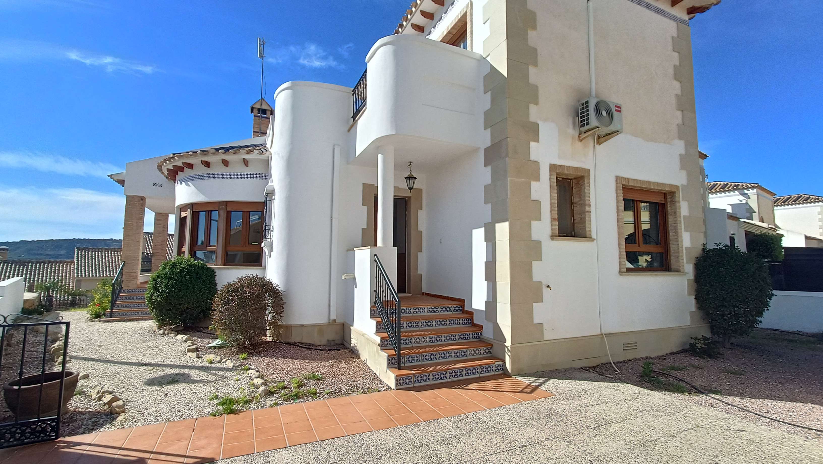 Dining area in villa for sale in Algorfa