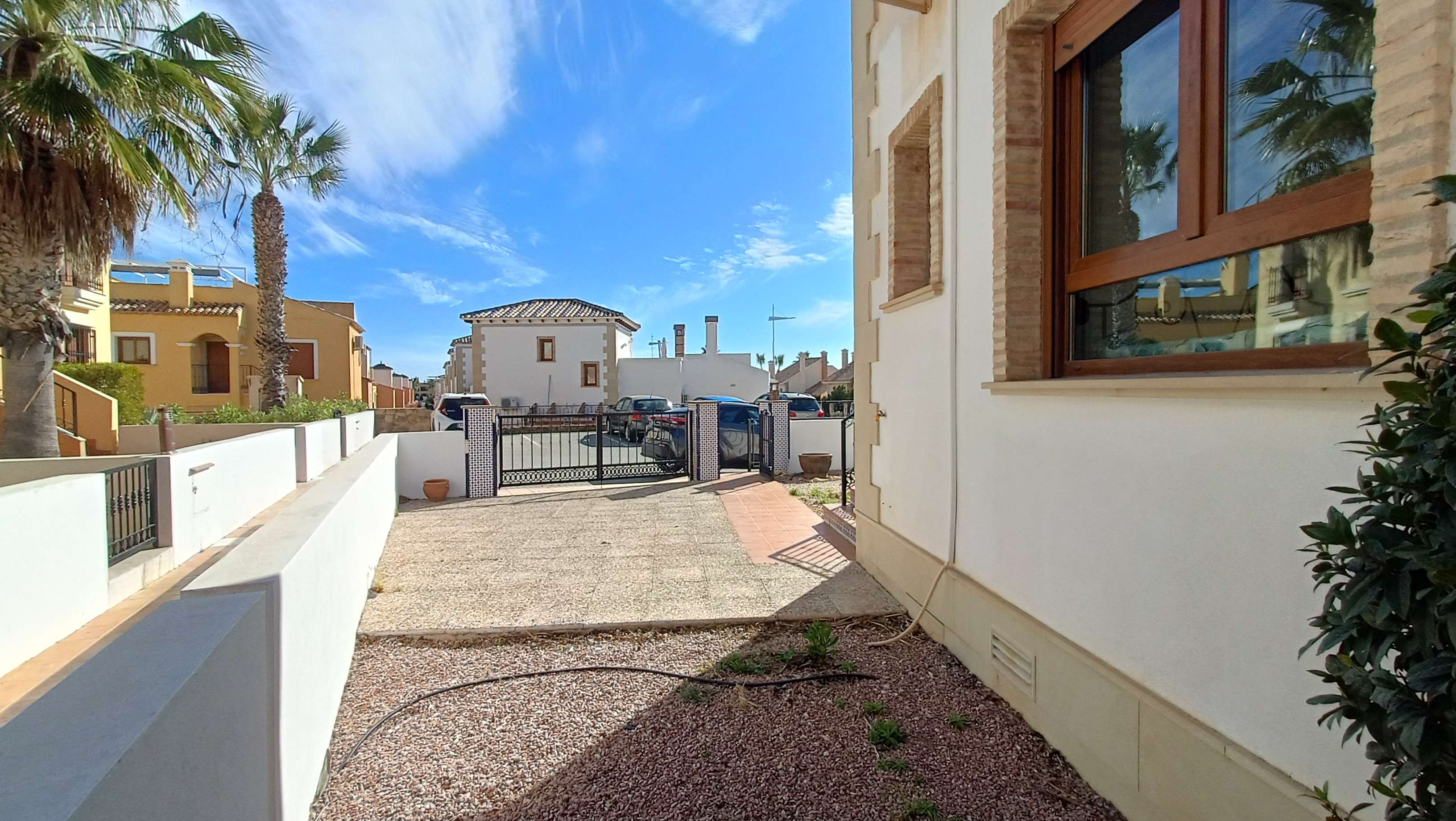 Terrace in villa for sale in Algorfa