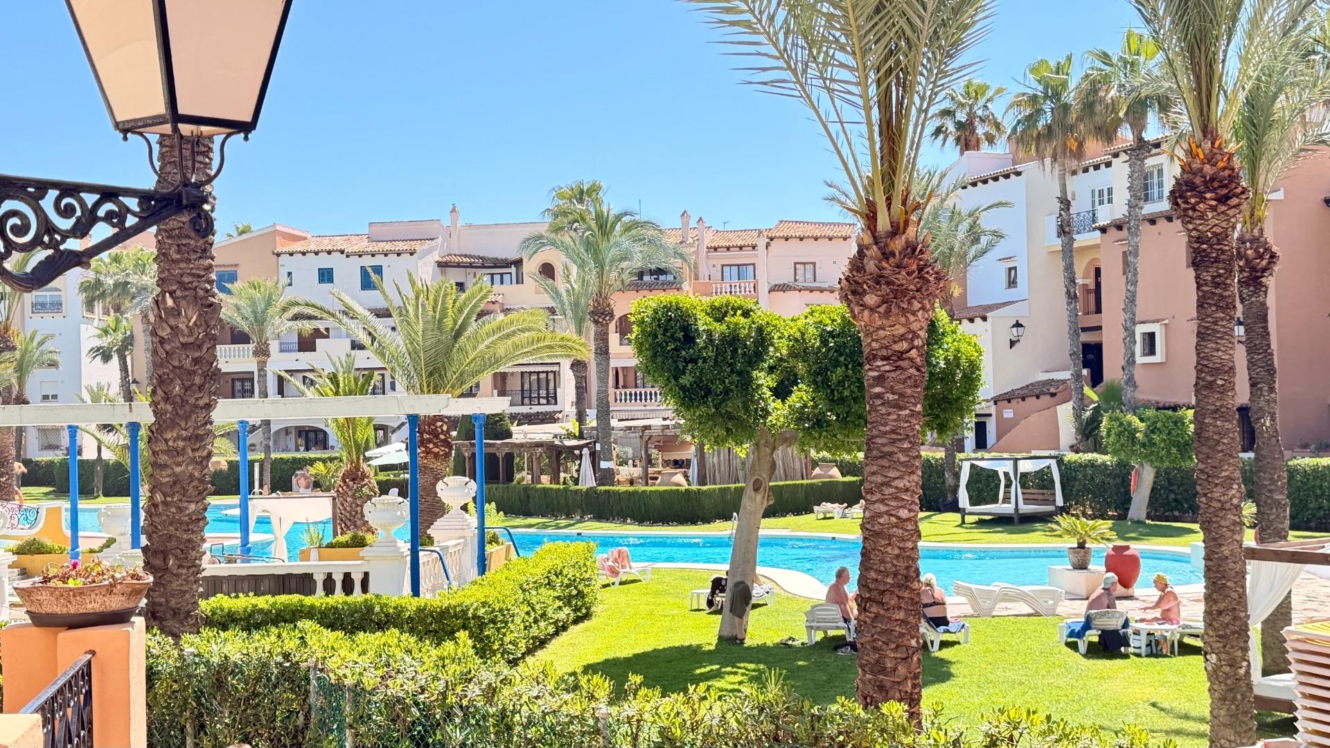 Terrace in apartment for sale in Torrevieja