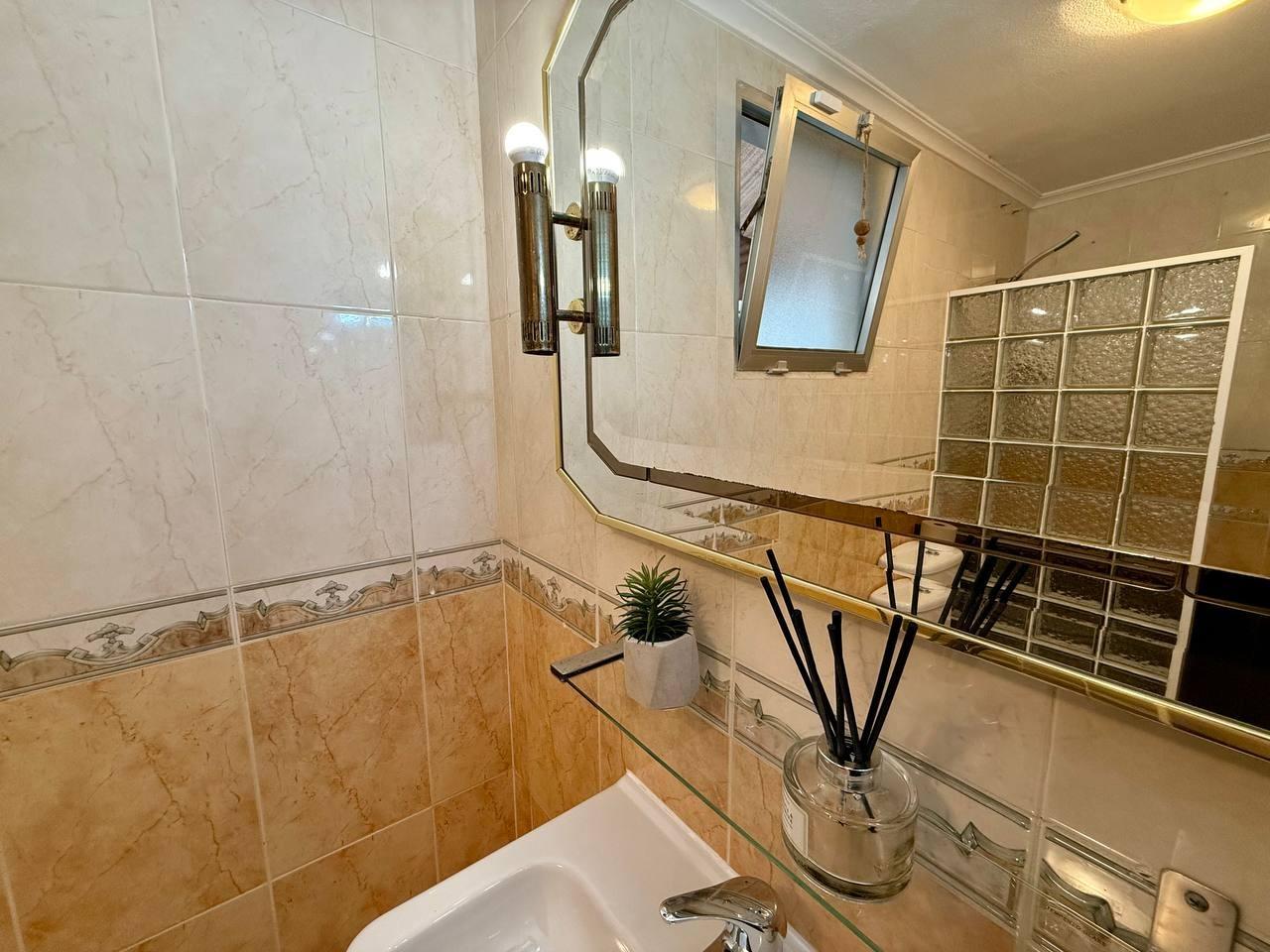 Living room in apartment for sale in Torrevieja