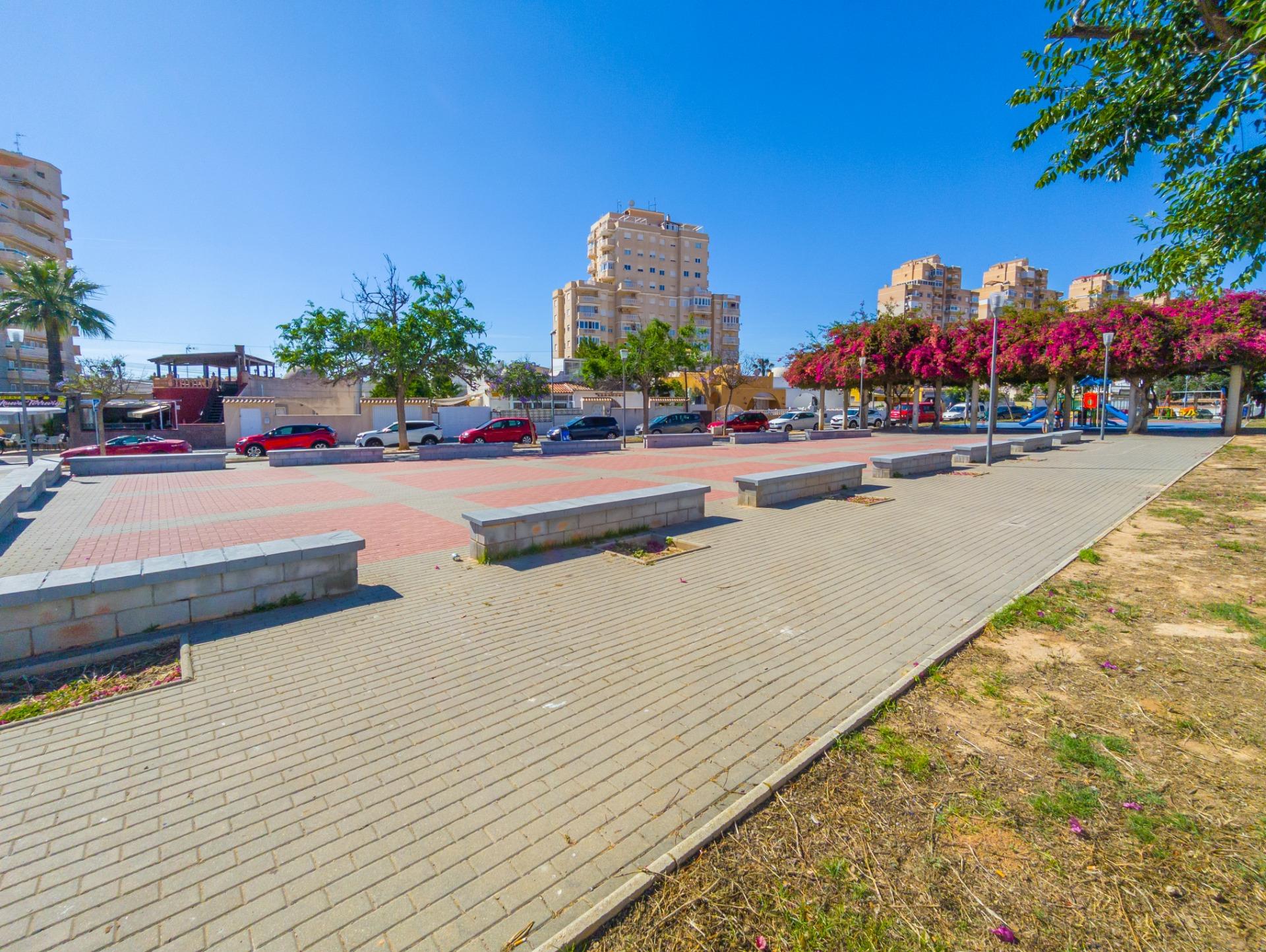 Garden in terraced for sale in Torrevieja
