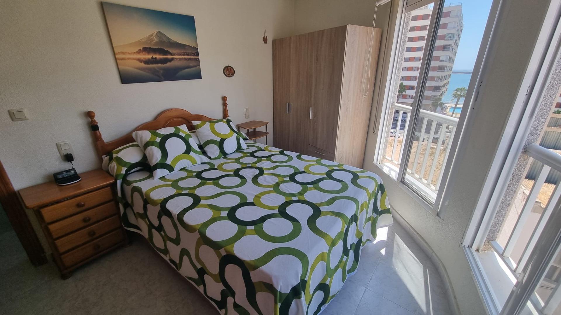 Charmant 2-slaapkamer appartement met oostelijke oriëntatie in Acequión, Torrevieja – Dichtbij het strand