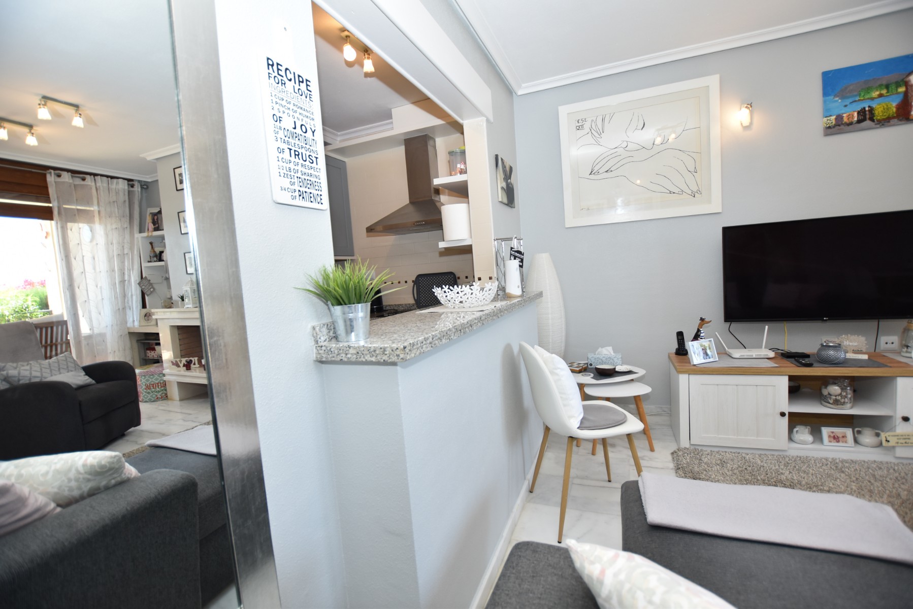 Living room in apartment for sale in Algorfa