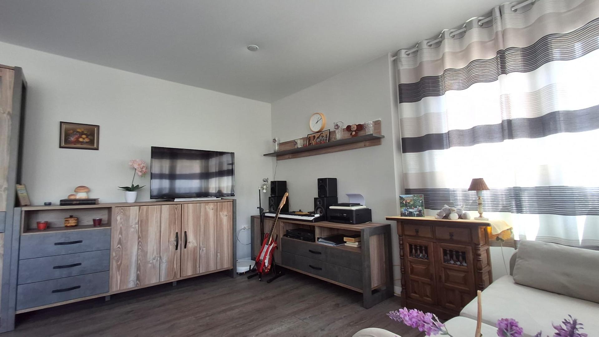 Terrace in apartment for sale in Torrevieja